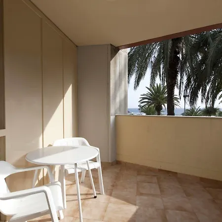 Alborada Beach Club Hotel